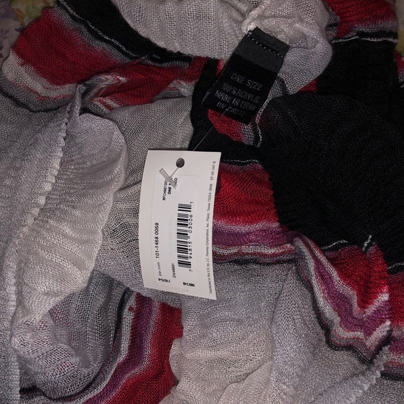 Scarf - Picture 4 of 4